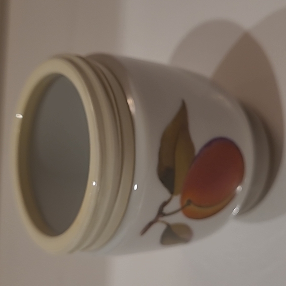 (#2) Vintage Royal worcester egg coddler 2 egg size. Peach&berry - Picture 5 of 8